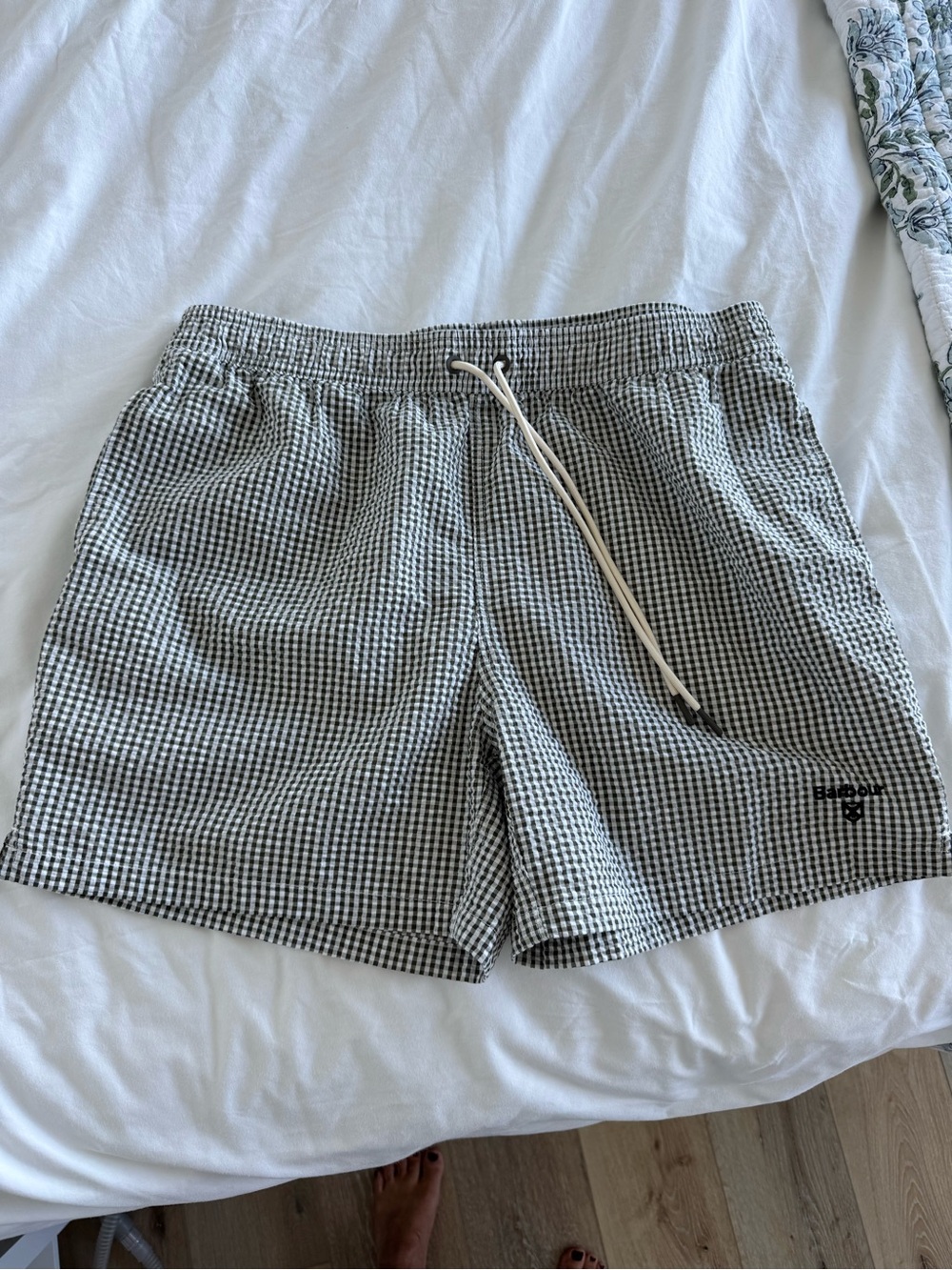 Black & White Barbour Men’s Drawstring Shorts